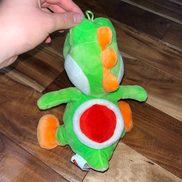 Official Super Mario Yoshi Plush Plushie Nintendo - Picture 2 of 3